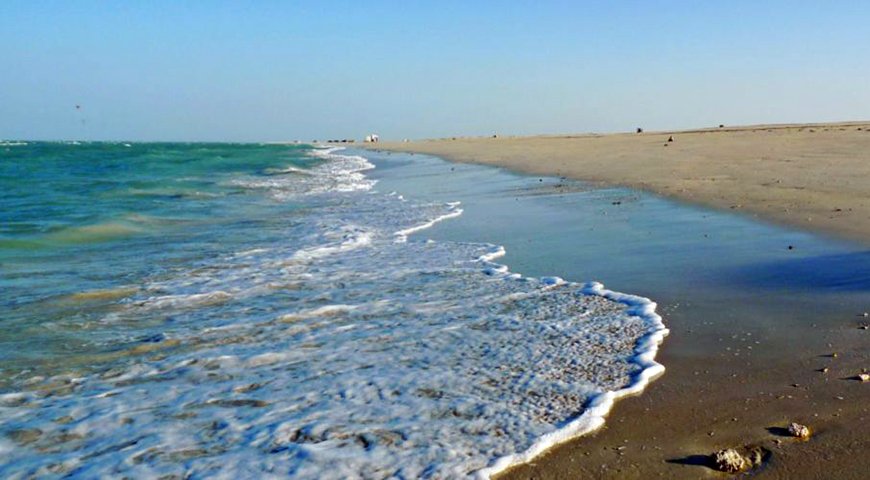 azerbaijani beach qatar