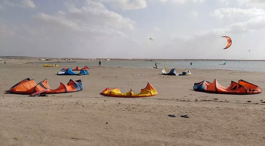 zekreet beach qatar