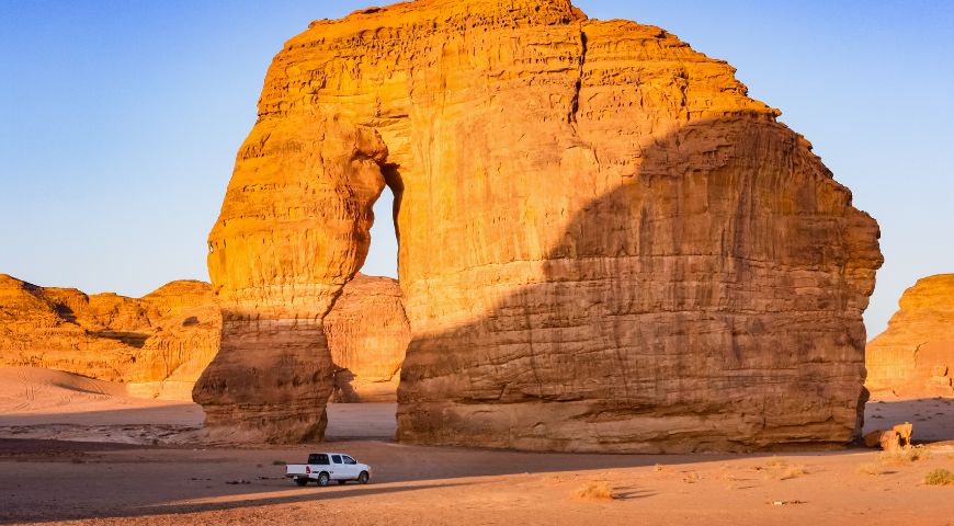 Al Ula Elephant Rock - Places to visit in Saudi Arabia