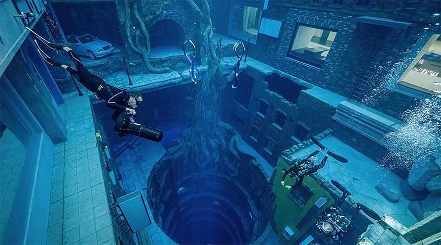 Deep Dive Dubai