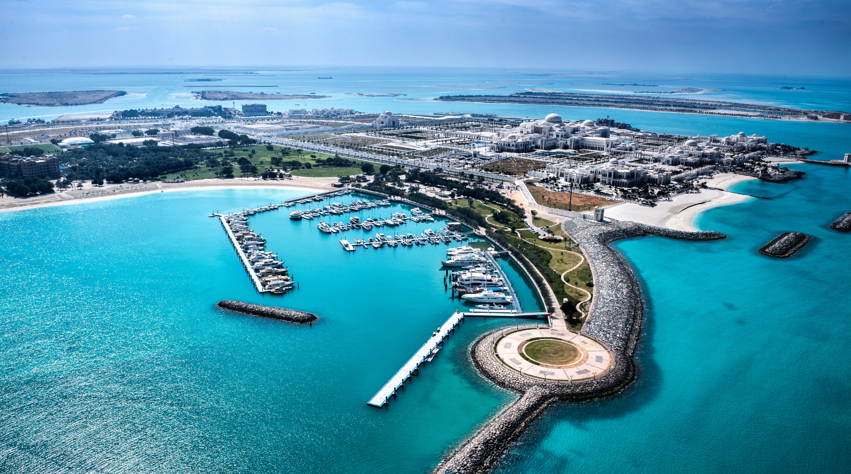 7 Incredible Abu Dhabi Attractions to Visit
